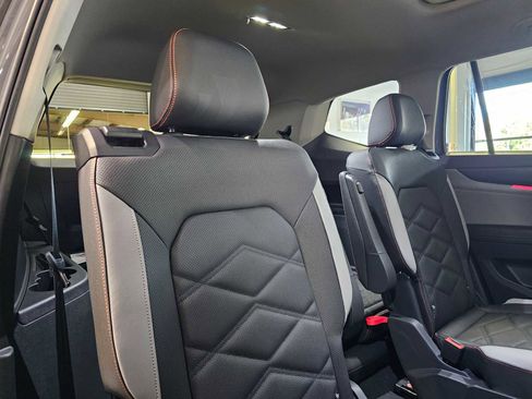 Used 2026 Volkswagen Atlas Peak Edition AWD/4WD image 13