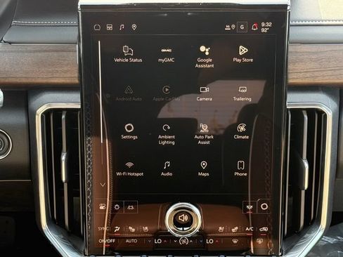 New 2026 GMC Acadia Denali Ultimate AWD/4WD image 18