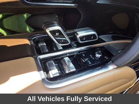 Used 2024 Land Rover Range Rover SE AWD/4WD image 33