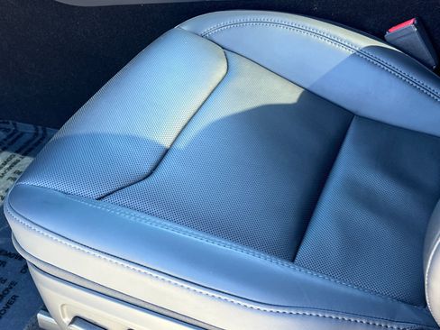 Used 2026 Tesla Model Y Long Range image 31