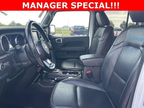 Used 2021 Jeep Wrangler Unlimited Rubicon 4xe w/ Cold Weather Group image 18