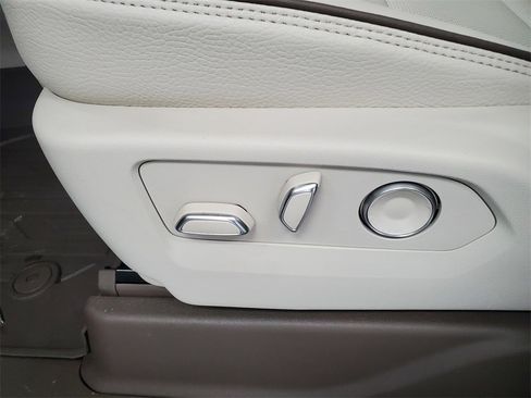 New 2026 GMC Yukon XL Denali w/ LPO, Floor Liner Package image 7