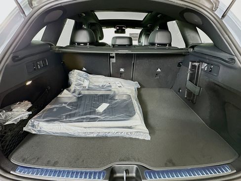 New 2026 Mercedes-Benz GLC 300 image 29