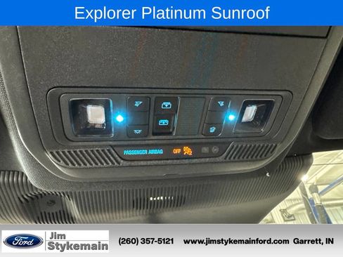 Used 2026 Ford Explorer Platinum AWD/4WD image 32
