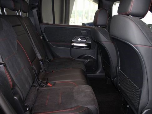 New 2024 Mercedes-Benz GLB 250 4MATIC image 6