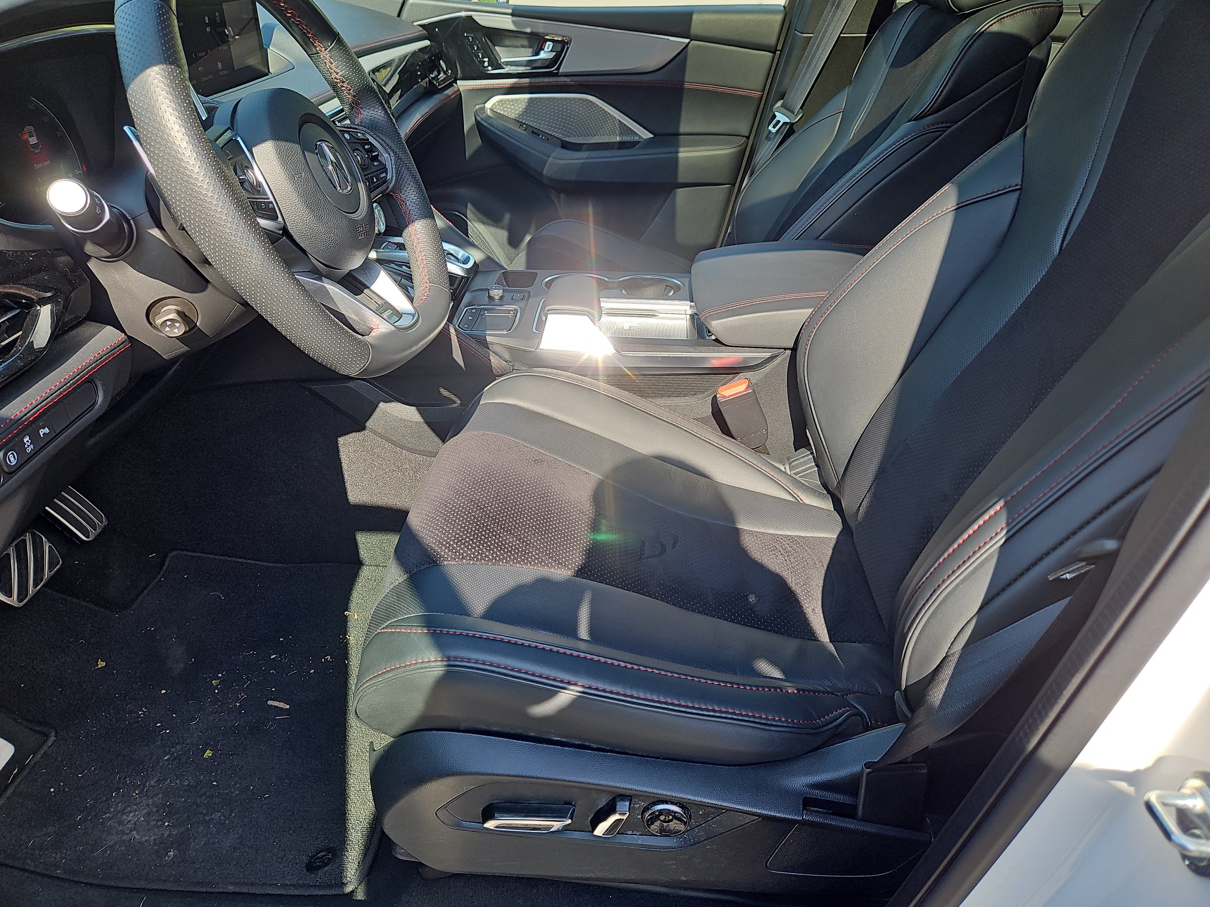 Used 2024 Acura MDX A-Spec AWD/4WD image 32