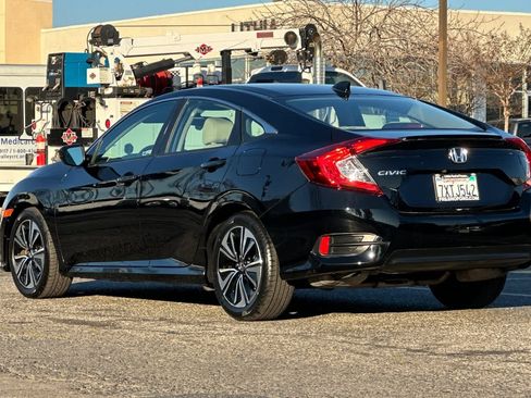 Used 2016 Honda Civic EX-T image 7