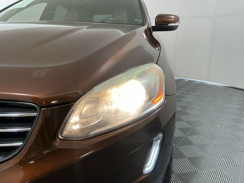 Used 2015 Volvo XC60 T5 Premier w/ Proximity Package image 8