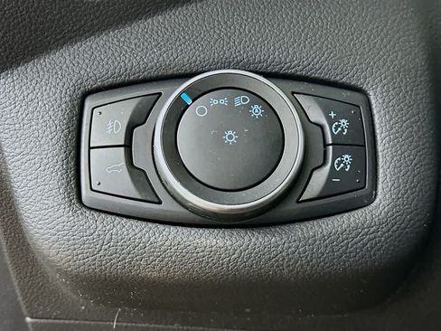 Used 2017 Ford Escape SE w/ SE Sport Appearance Package AWD/4WD image 27