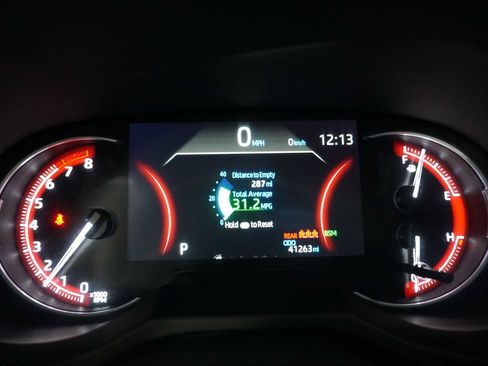 Used 2024 Toyota RAV4 XLE image 27