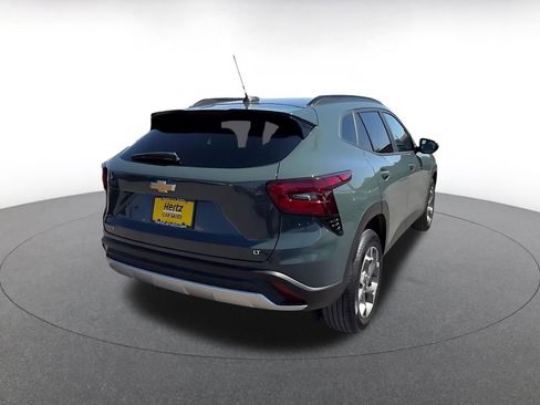 Used 2025 Chevrolet Trax LT image 14