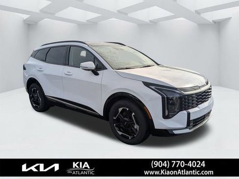New 2026 Kia Sportage SX FWD image 2
