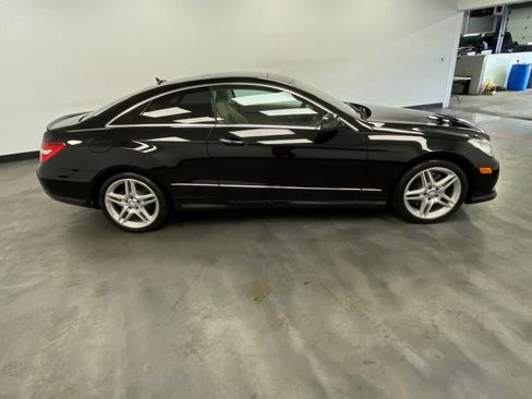 Used 2011 Mercedes-Benz E 550 Coupe w/ Premium 2 Pkg image 7
