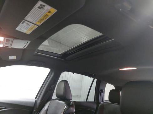 Used 2019 Honda Passport Touring image 32