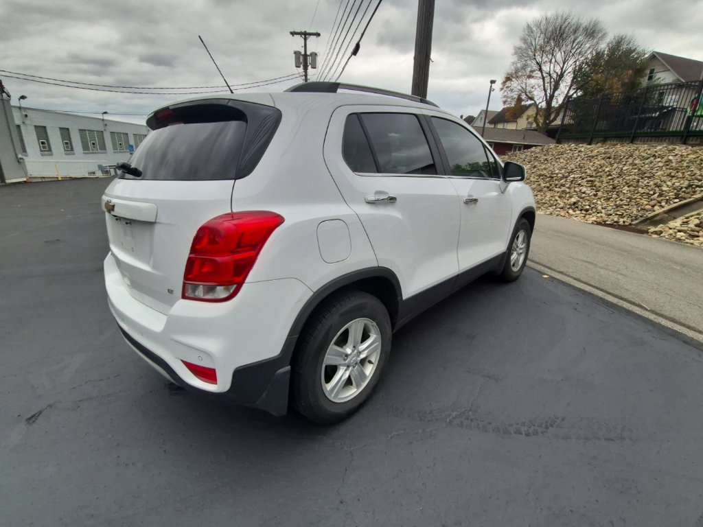 Used 2018 Chevrolet Trax LT w/ Driver Confidence Package FWD image 7