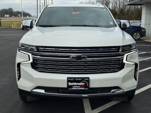 Used 2021 Chevrolet Tahoe Premier w/ Premium Package image 12