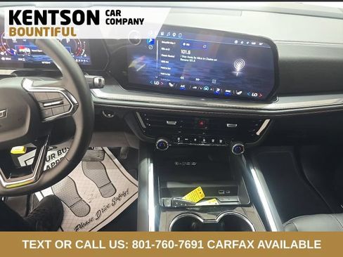 Used 2026 Chevrolet Suburban RST w/ Comfort Package AWD/4WD image 7