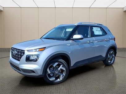 New 2025 Hyundai Venue SEL