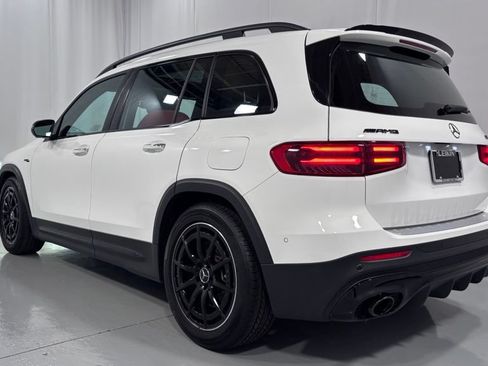 Used 2024 Mercedes-Benz GLB 35 AMG 4MATIC image 8