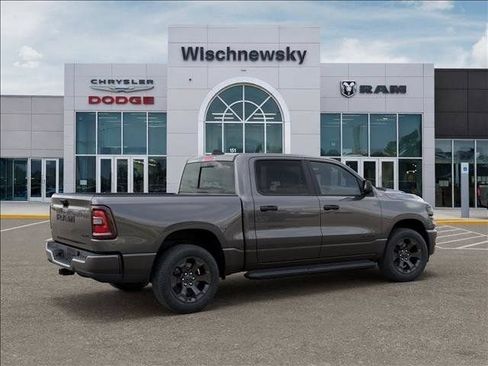 New 2026 RAM 1500 Express AWD/4WD image 4