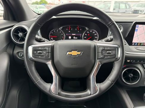 Used 2022 Chevrolet Blazer LT w/ Sound & Technology Package AWD/4WD image 10
