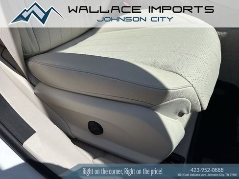 Used 2018 Mercedes-Benz E 300 4MATIC image 46