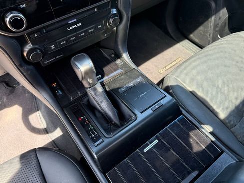 Used 2023 Lexus GX 460 Premium w/ Premium Package AWD/4WD image 13