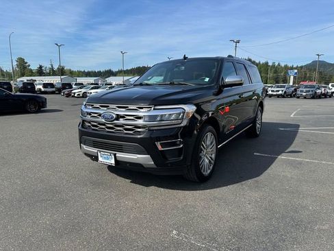 Certified 2024 Ford Expedition Max Platinum AWD/4WD image 6