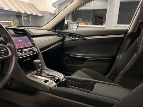 Used 2018 Honda Civic EX image 14