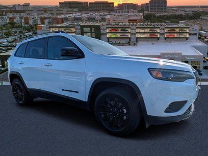 Certified 2023 Jeep Cherokee Altitude Lux