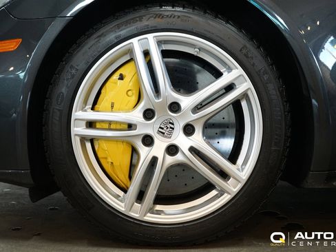 Used 2019 Porsche Panamera Turbo S image 12