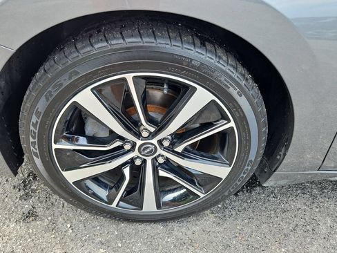 Used 2023 Nissan Maxima SV w/ Floor Mat Group FWD image 29