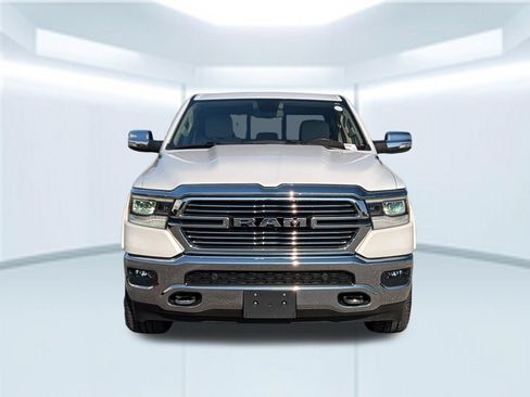 Used 2019 RAM 1500 Laramie AWD/4WD image 11