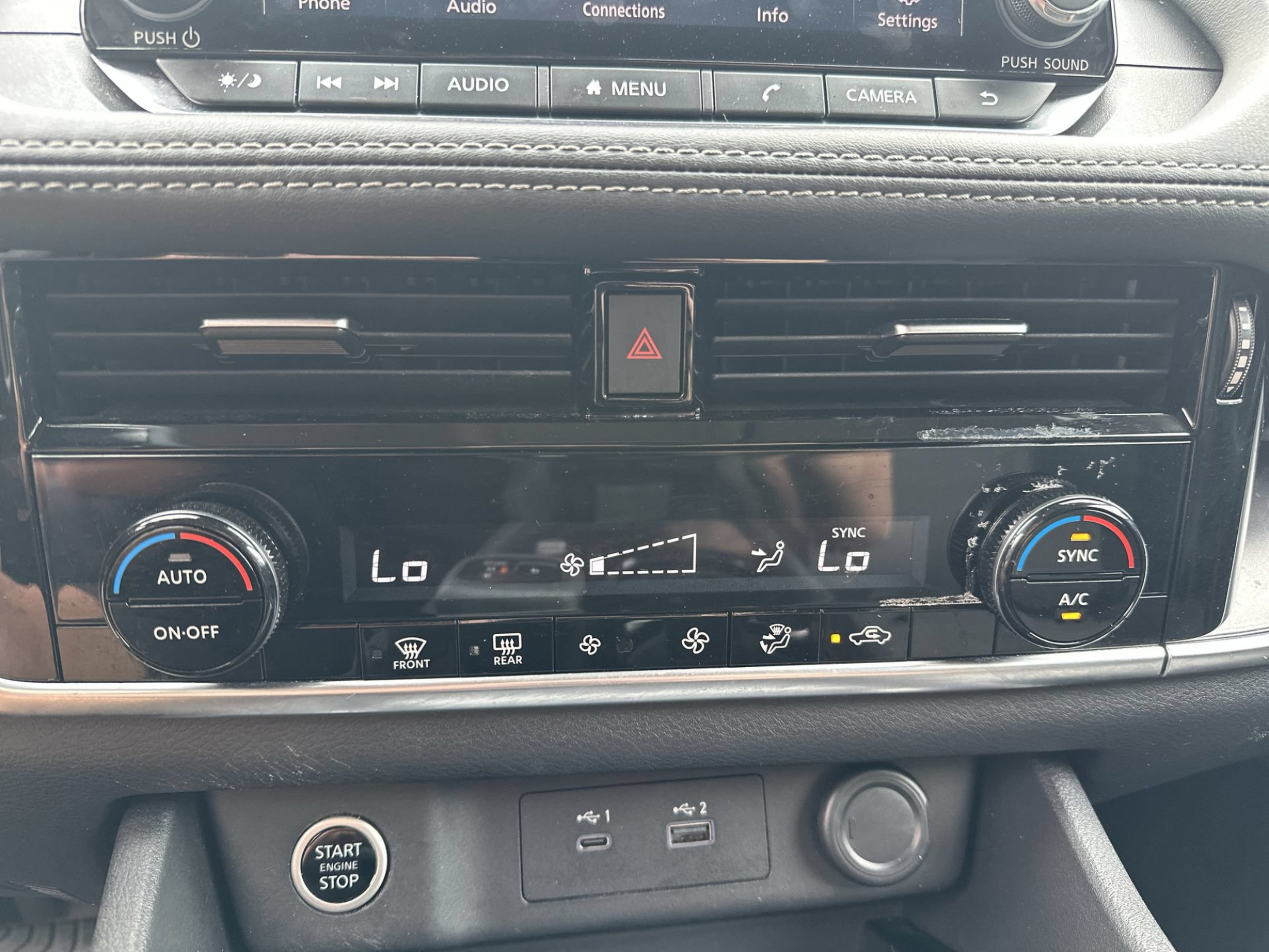 Used 2022 Nissan Rogue SV FWD image 16