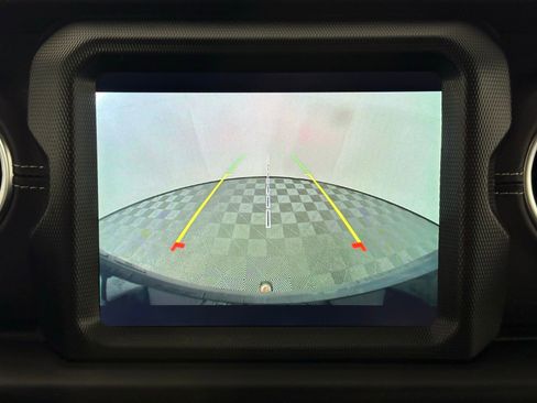 Used 2022 Jeep Wrangler Unlimited Sahara w/ Cold Weather Group image 44