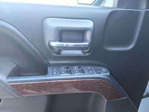 Used 2016 GMC Sierra 1500 SLE w/ SLE Value Package image 10