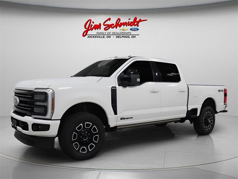 Used 2025 Ford F350 Platinum image 1