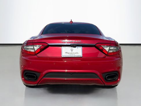 Used 2018 Maserati GranTurismo Sport image 4
