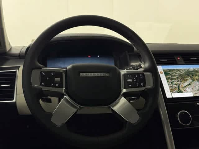 New 2026 Land Rover Discovery Limited Edition AWD/4WD image 22