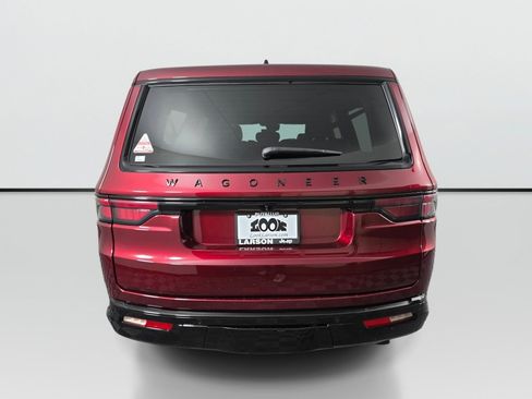 New 2025 Jeep Wagoneer L Series II w/ HD Trailer Tow Package w/25F AWD/4WD image 5