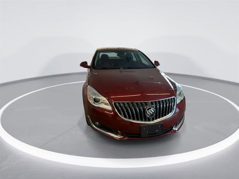 Used 2016 Buick Regal AWD image 3
