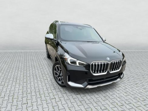 Used 2023 BMW X1 xDrive28i w/ Premium Package AWD/4WD image 2