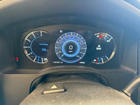 Used 2017 Cadillac Escalade ESV Premium Luxury image 19