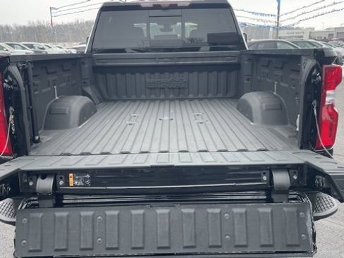 Used 2023 Chevrolet Silverado 3500 High Country image 5