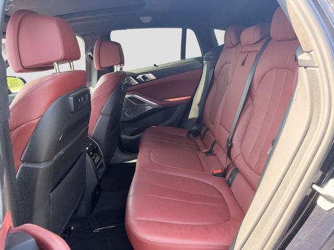 Used 2021 BMW X6 M50i w/ Executive Package AWD/4WD image 8