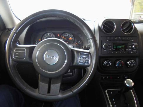 Used 2016 Jeep Patriot Sport w/ Power Value Group image 6