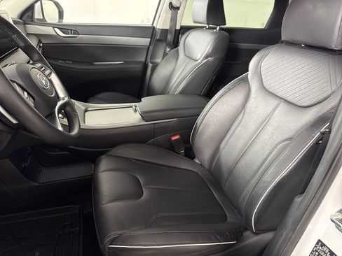 Used 2024 Hyundai Palisade SEL w/ Premium Package FWD image 11