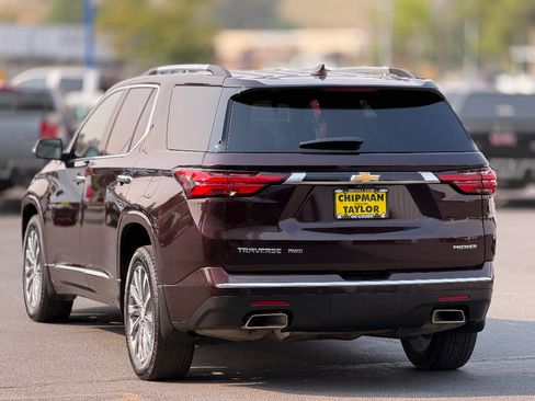 Used 2023 Chevrolet Traverse Premier AWD/4WD image 23
