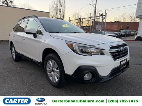 Used 2018 Subaru Outback 2.5i Premium image 1