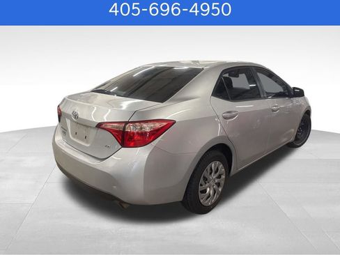 Used 2019 Toyota Corolla LE FWD image 2